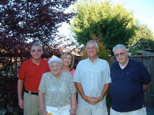 3052_1168849180368_5698866_n